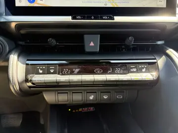 TOYOTA C-HR 2.0 Plug-In Hybrid Teamplayer  LED SHZ CAM