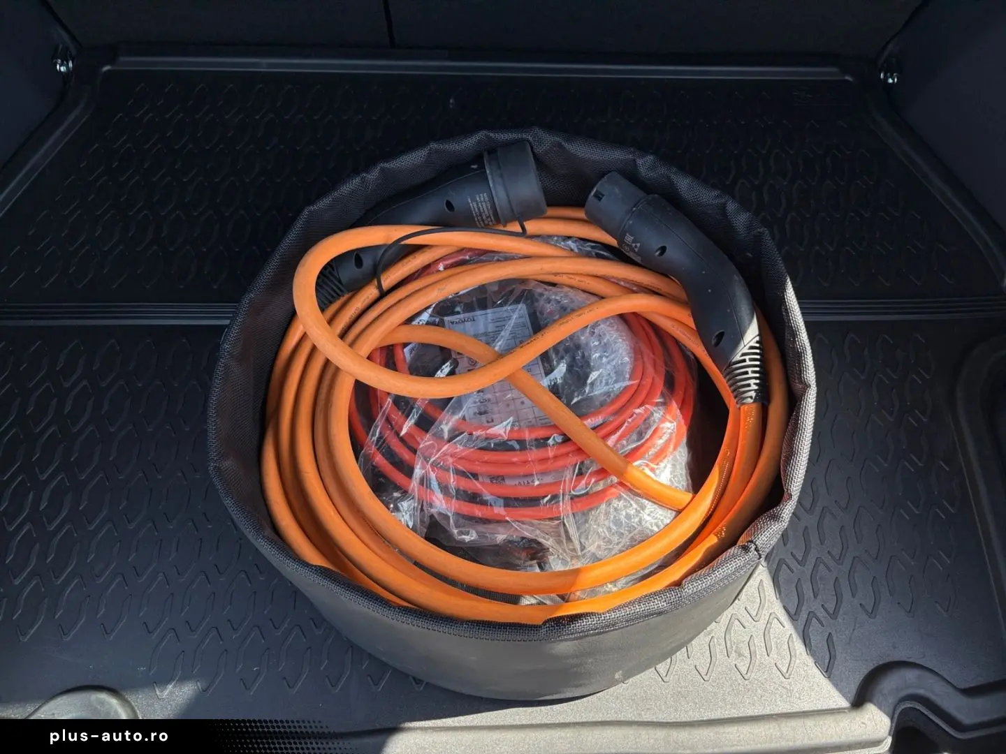 TOYOTA C-HR 2.0 Plug-In Hybrid Teamplayer  LED SHZ CAM