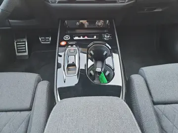 AUDI A5 Avant S line TFSI quattro S tronic  AHK Pano