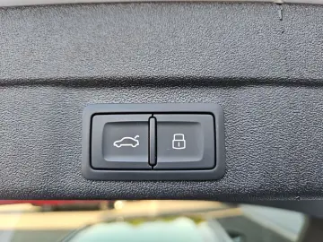 AUDI A5 Avant S line TFSI quattro S tronic  AHK Pano