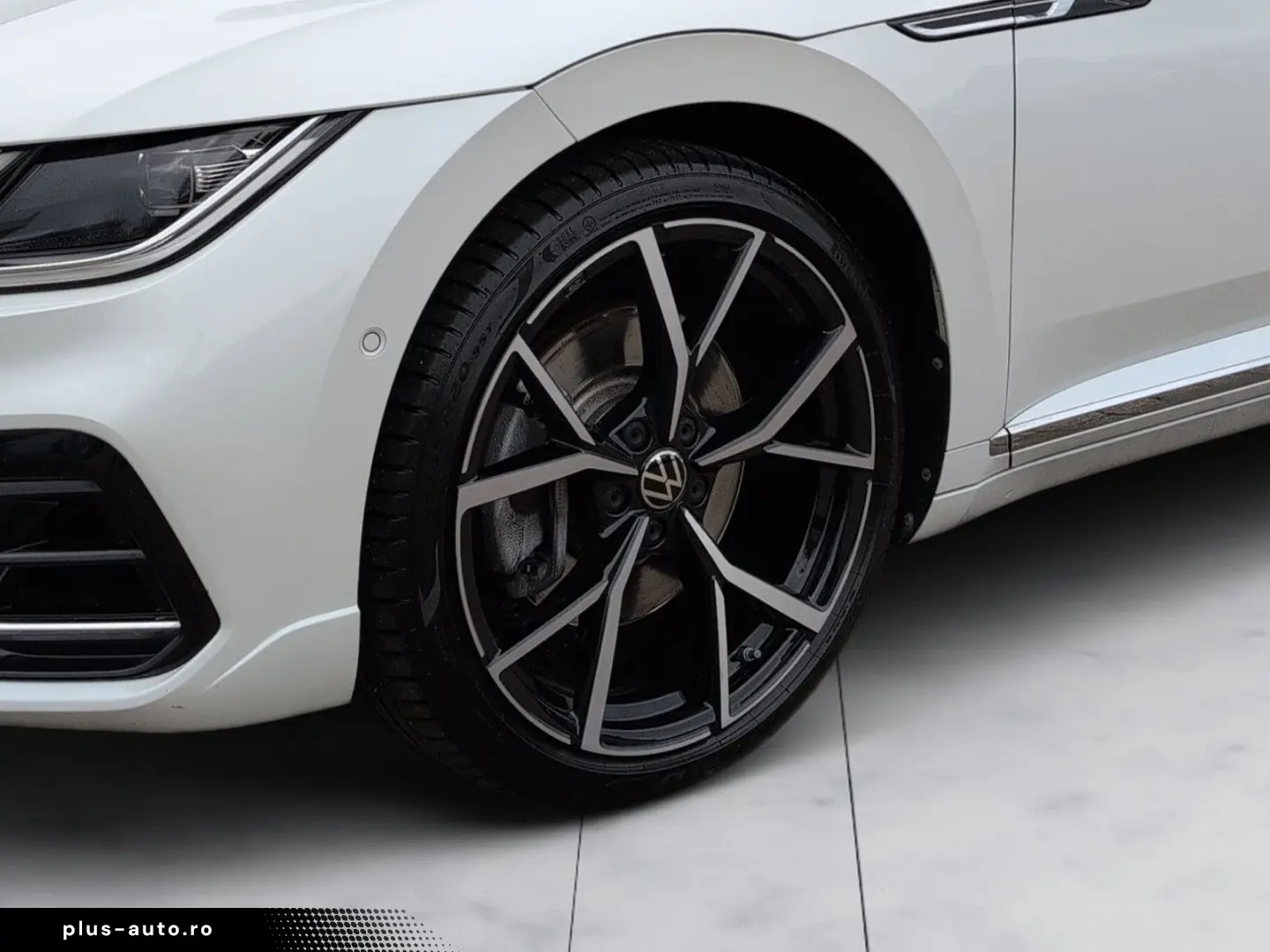 VW Arteon Shooting 4M R-LINE AHK NAPPA IQ H&K 5 J.