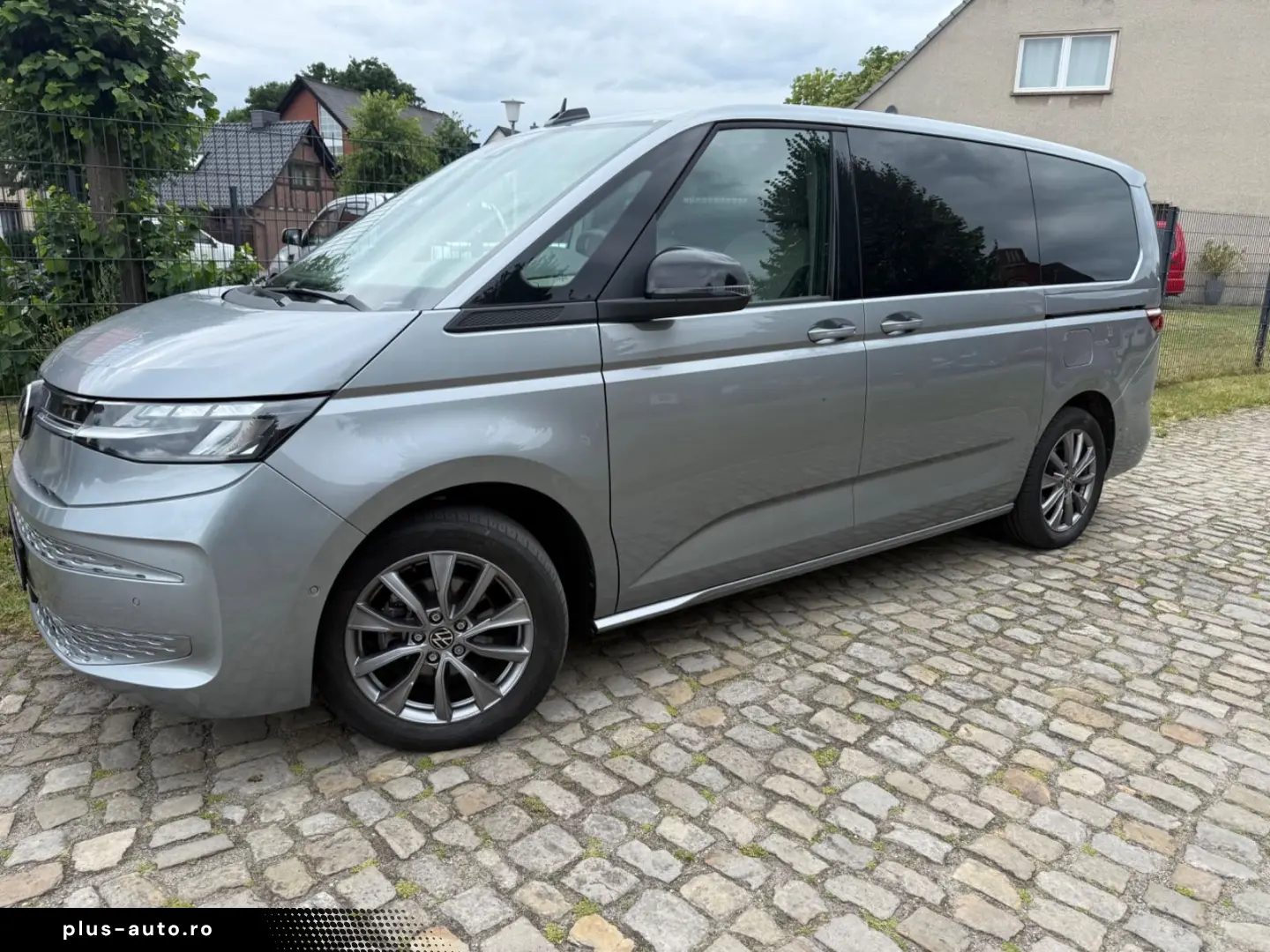 VW T7 Multivan Life Lang ACC LED AHK 5 J .Garantie