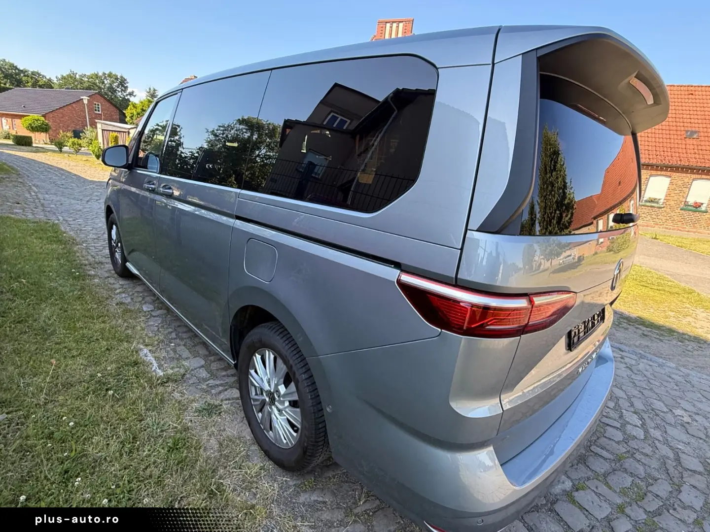 VW T7 Multivan Life Lang ACC LED AHK 5 J .Garantie