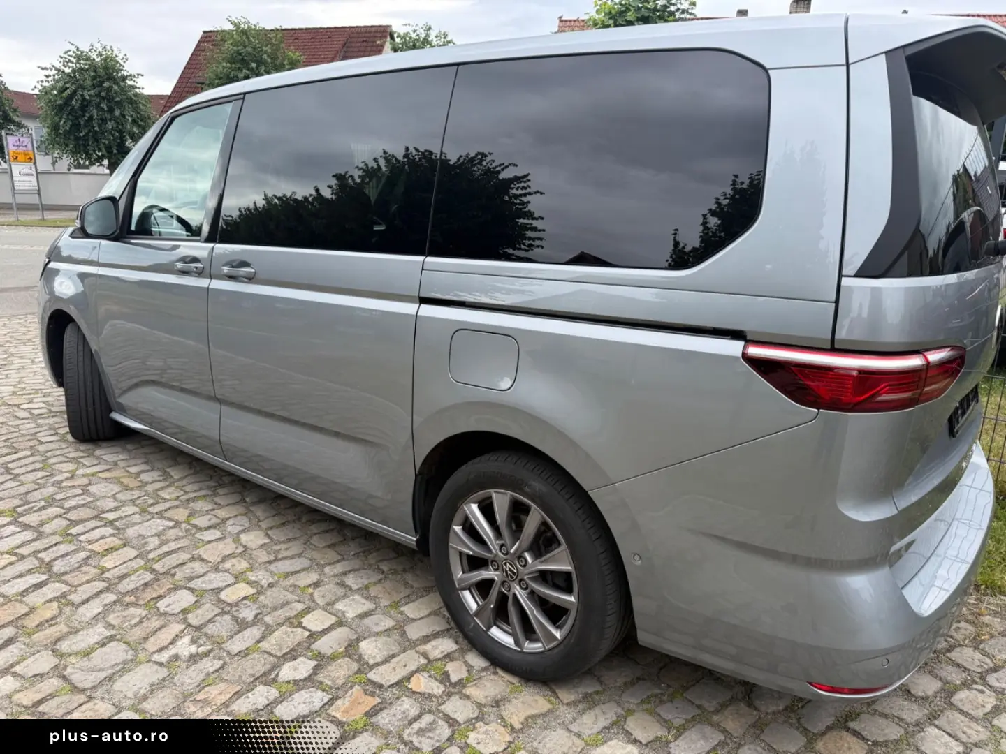 VW T7 Multivan Life Lang ACC LED AHK 5 J .Garantie