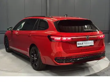 VW Passat Variant 2.0 TDI 4Motion R-Line BlackStyle