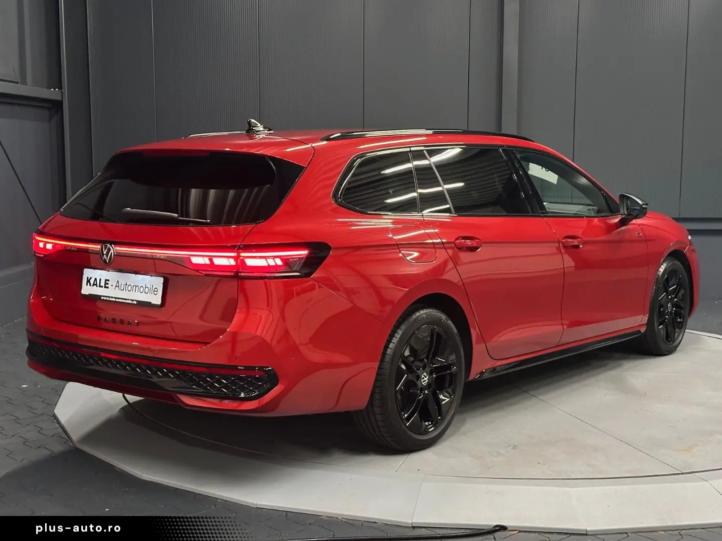 VW Passat Variant 2.0 TDI 4Motion R-Line BlackStyle
