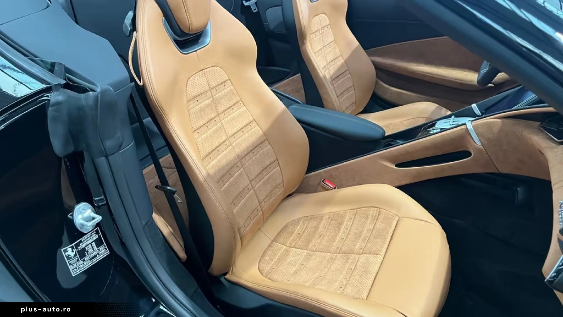 Ferrari Roma Spider