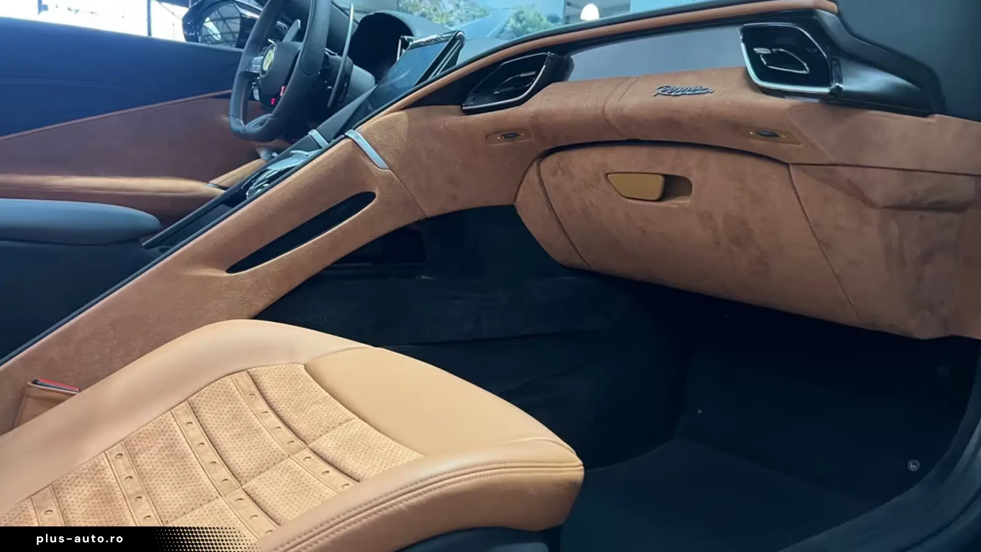 Ferrari Roma Spider