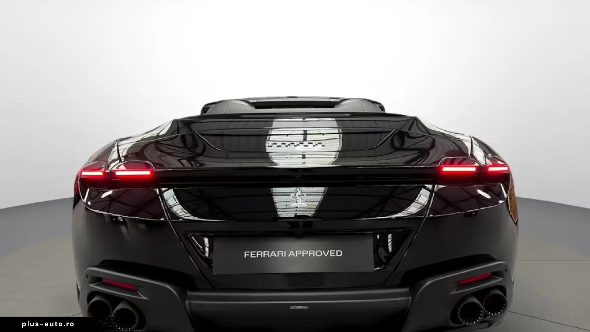 Ferrari Roma Spider