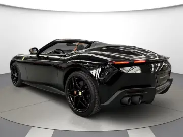 Ferrari Roma Spider