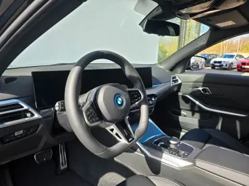 BMW 330e xDrive M Sportpaket Widesreen Drivass Sitzh