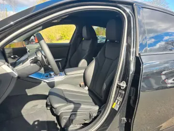 BMW 330e xDrive M Sportpaket Widesreen Drivass Sitzh