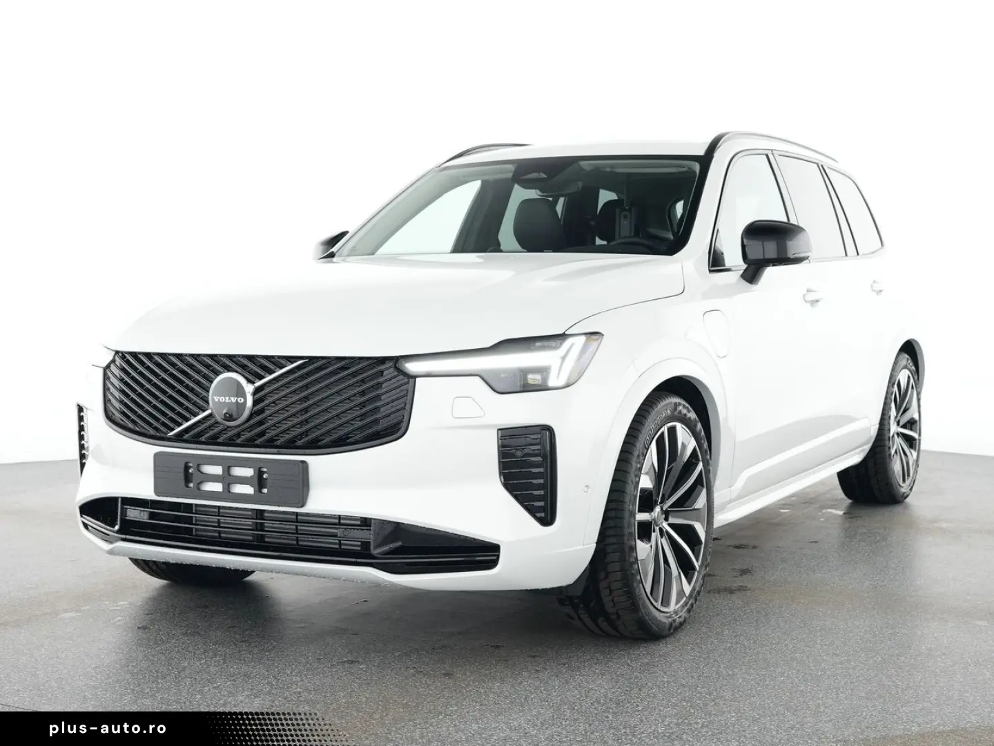 VOLVO XC90 T8 Plus Dark Recharge Plug-In Hybrid AWD