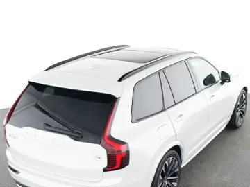 VOLVO XC90 T8 Plus Dark Recharge Plug-In Hybrid AWD