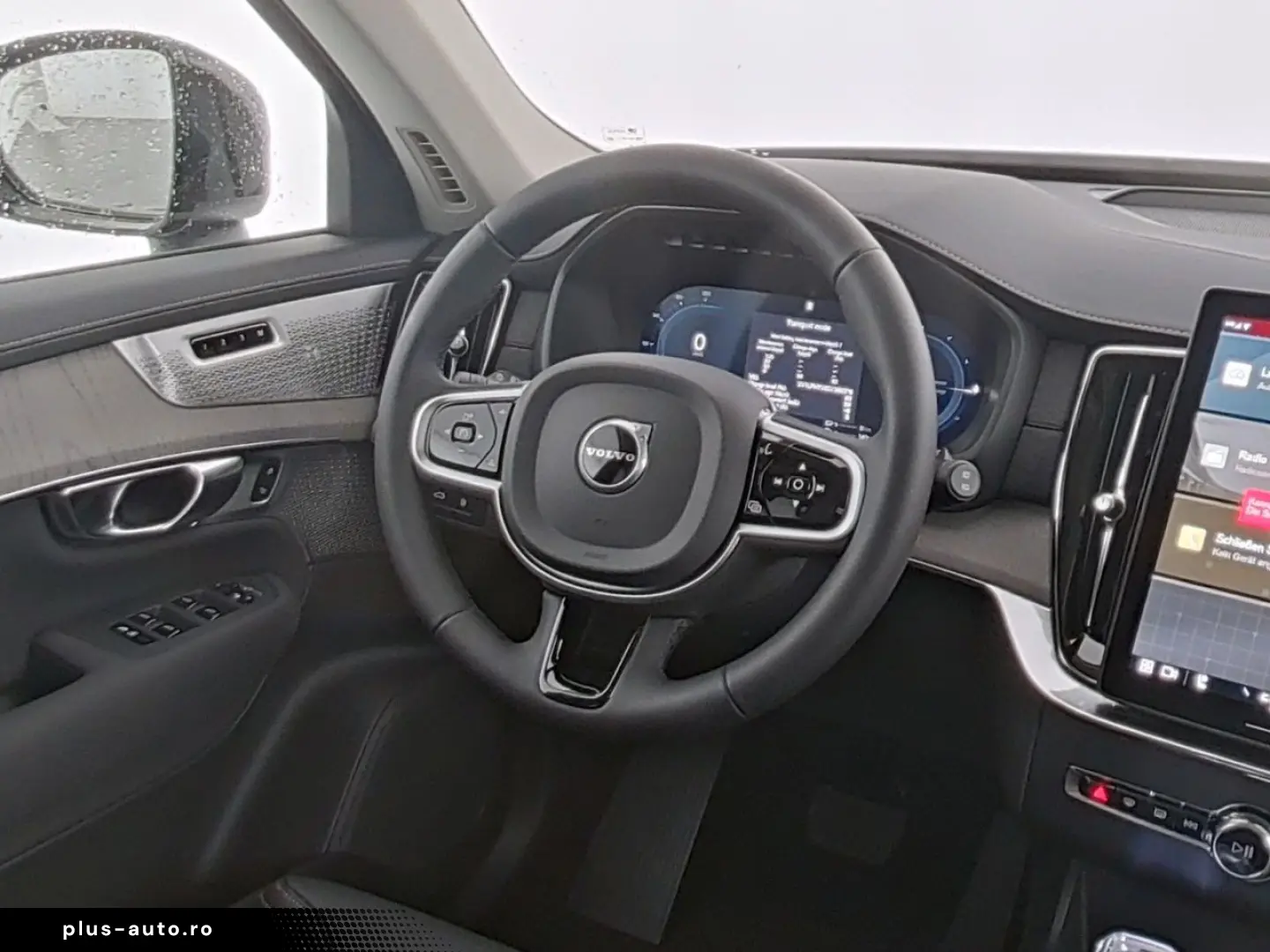 VOLVO XC90 T8 Plus Dark Recharge Plug-In Hybrid AWD