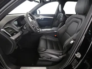 VOLVO XC90 T8 Plus Bright Recharge Plug-In Hybrid AWD