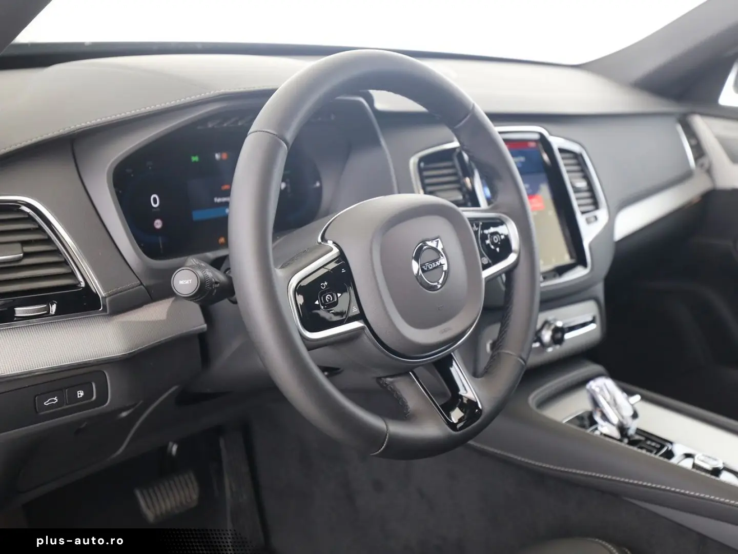 VOLVO XC90 T8 Plus Bright Recharge Plug-In Hybrid AWD