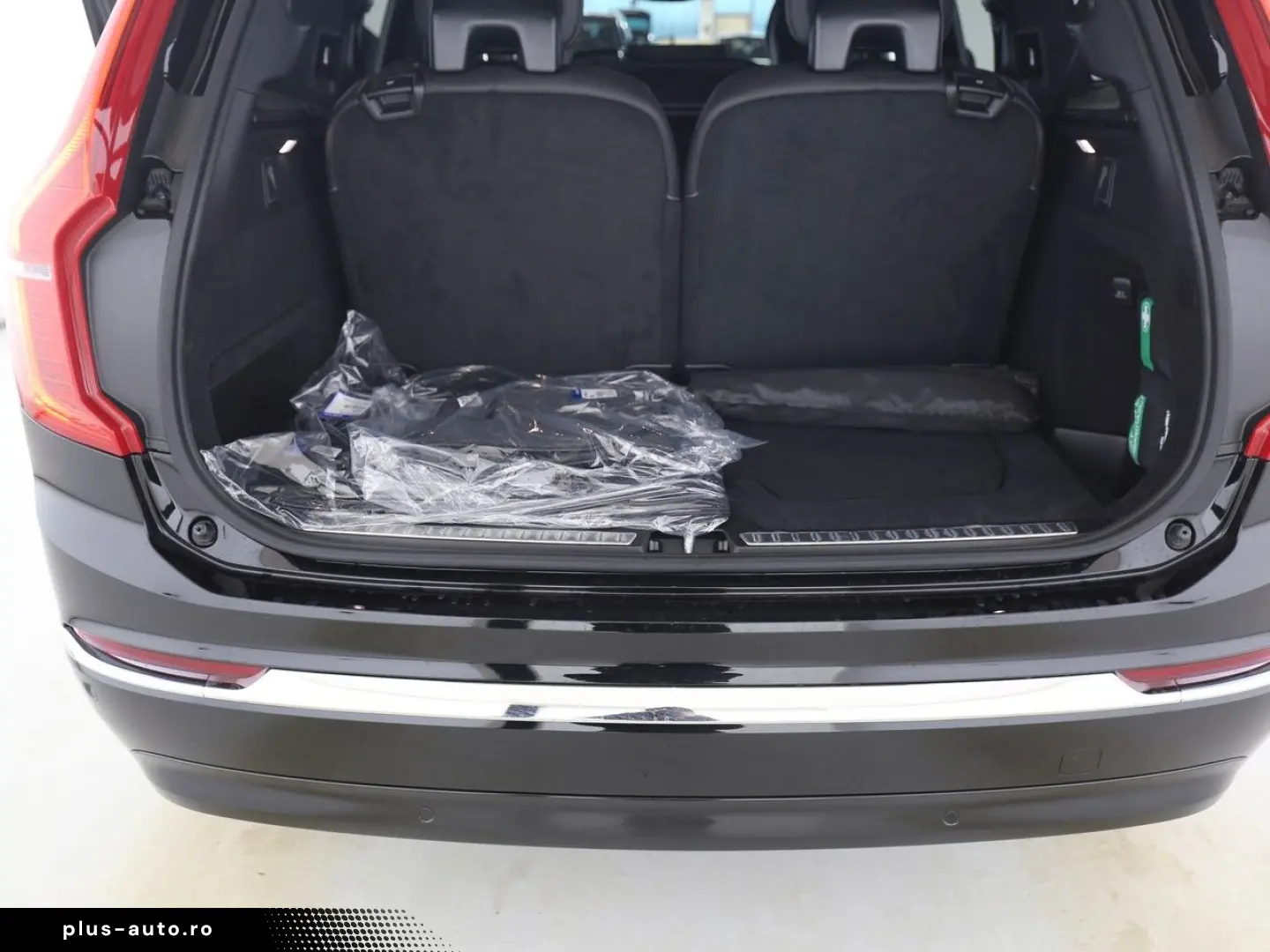VOLVO XC90 T8 Plus Bright Recharge Plug-In Hybrid AWD