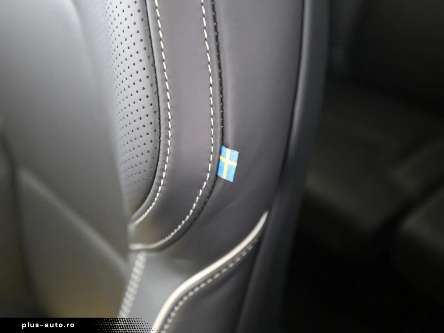 VOLVO XC90 T8 Plus Bright Recharge Plug-In Hybrid AWD