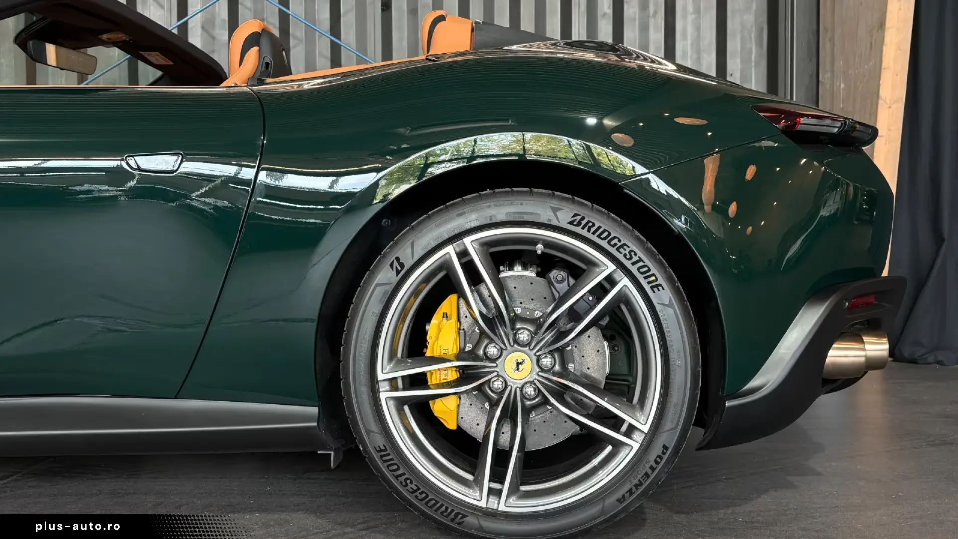 Ferrari Roma Spider (CarbonCeramicBrake   Garantie)