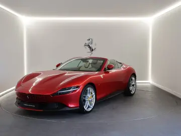 Ferrari Roma Spider   Rosso Magma