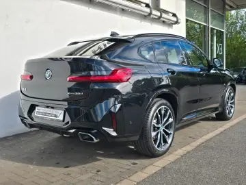 BMW X4 xDrive30d M Sportpaket Navi AHK Pano ACC