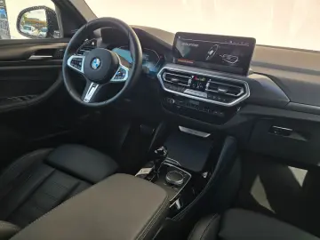 BMW X4 xDrive30d M Sportpaket Navi AHK Pano ACC