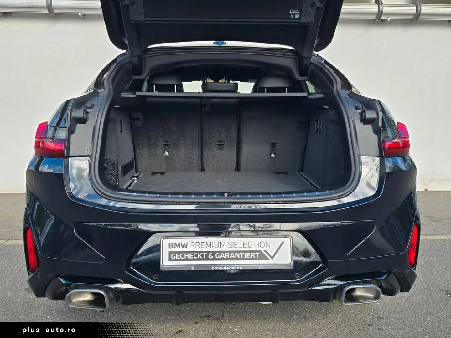 BMW X4 xDrive30d M Sportpaket Navi AHK Pano ACC