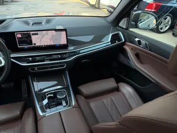BMW X5 30d xDrive M Sport 7-SITZ SKY LUFT SOFT MMRY