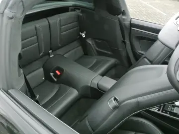 Porsche 992 Targa 4 GTS T-Hybrid lift matrix ACC bose 14