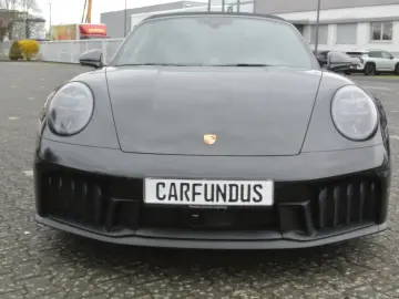 Porsche 992 Targa 4 GTS T-Hybrid lift matrix ACC bose 14