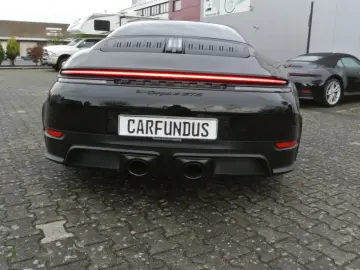 Porsche 992 Targa 4 GTS T-Hybrid lift matrix ACC bose 14