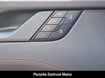 PORSCHE 992 911 Carrera 4 GTS Cabriolet Nachtsicht BOSE