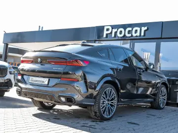 BMW X6 xDrive40d M Sport HUD PANO ACC AHK RFK NAVI