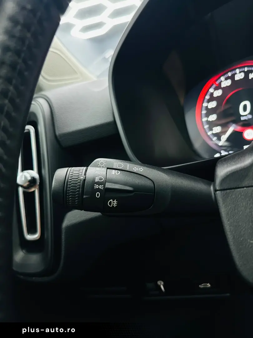 VOLVO XC40 2019 2.0D E6 Garantie 12 Luni Rate Avans 0 Doar C