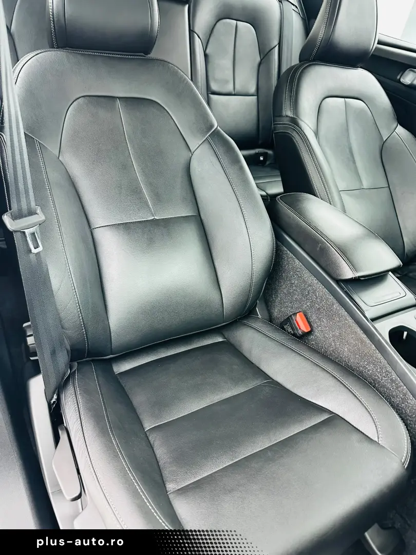 VOLVO XC40 2020 2.0D E6 Garantie 12 Luni Rate Avans 0 Doar C