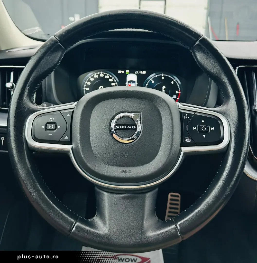 VOLVO XC60 2019 2.0D E6 Garantie 12 Luni Rate Avans 0 Doar C