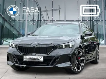BMW 520i Touring M Sport Pro HK HiFi DAB LED