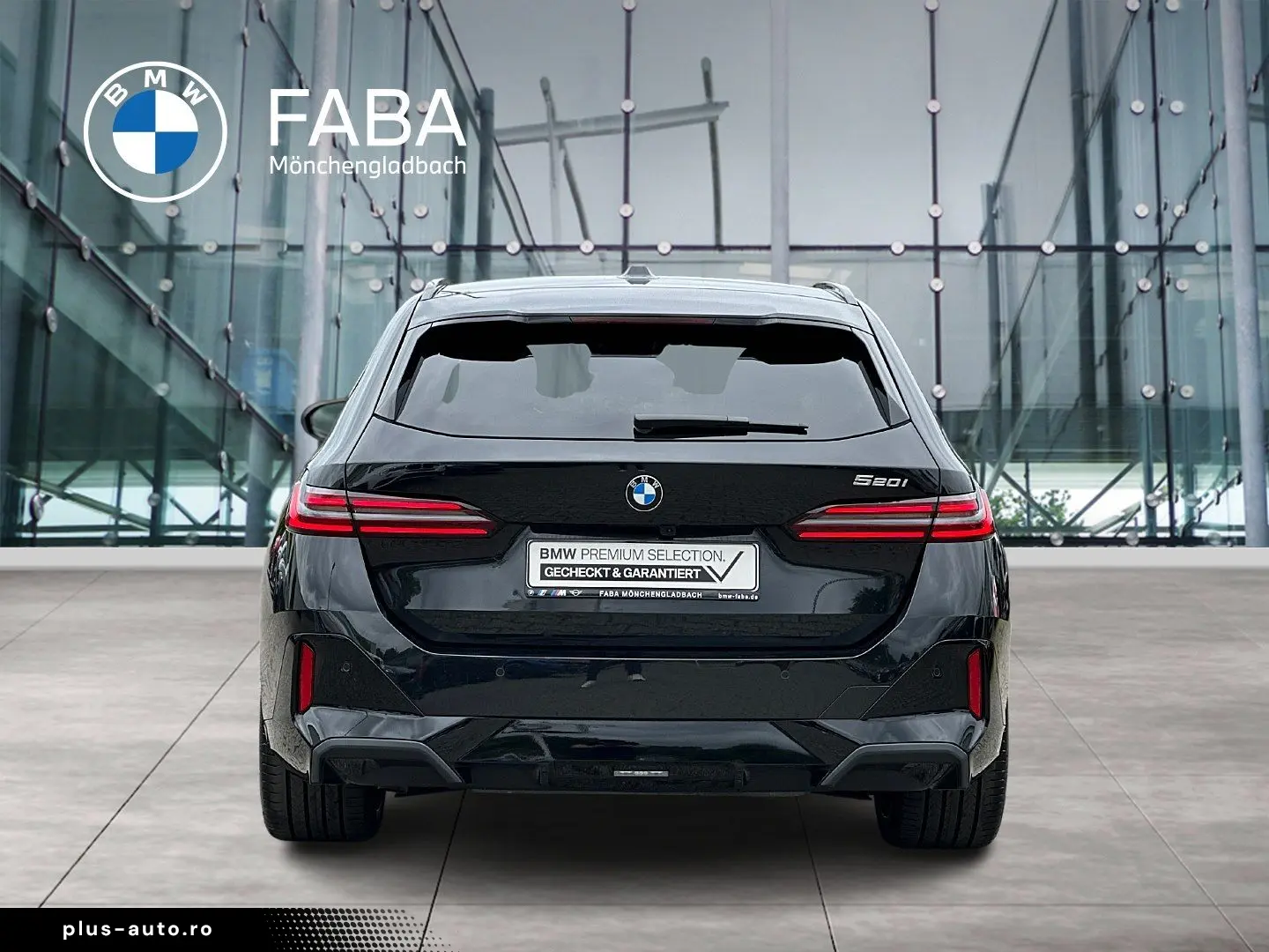 BMW 520i Touring M Sport Pro HK HiFi DAB LED