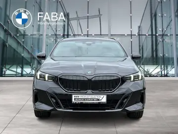 BMW 520i Touring M Sport Pro HK HiFi DAB LED