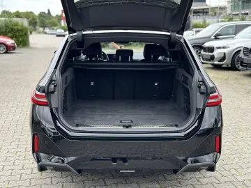 BMW 520i Touring M Sport Pro HK HiFi DAB LED