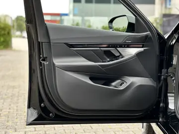 BMW 520i Touring M Sport Pro HK HiFi DAB LED