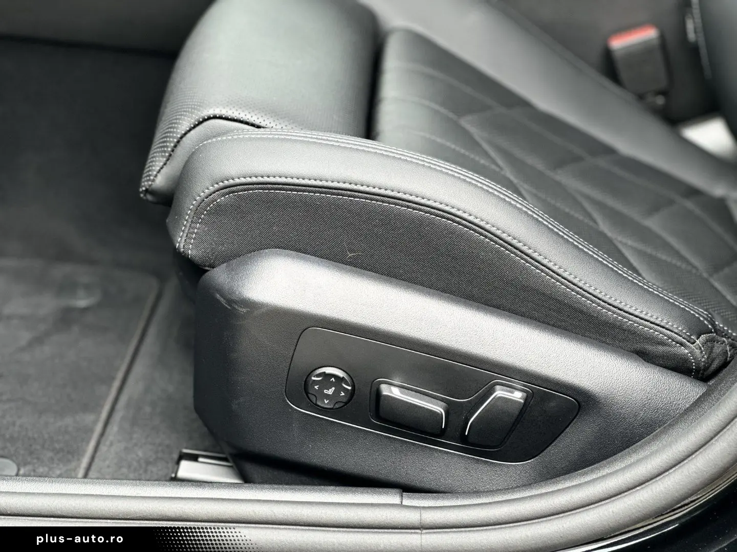 BMW 520i Touring M Sport Pro HK HiFi DAB LED