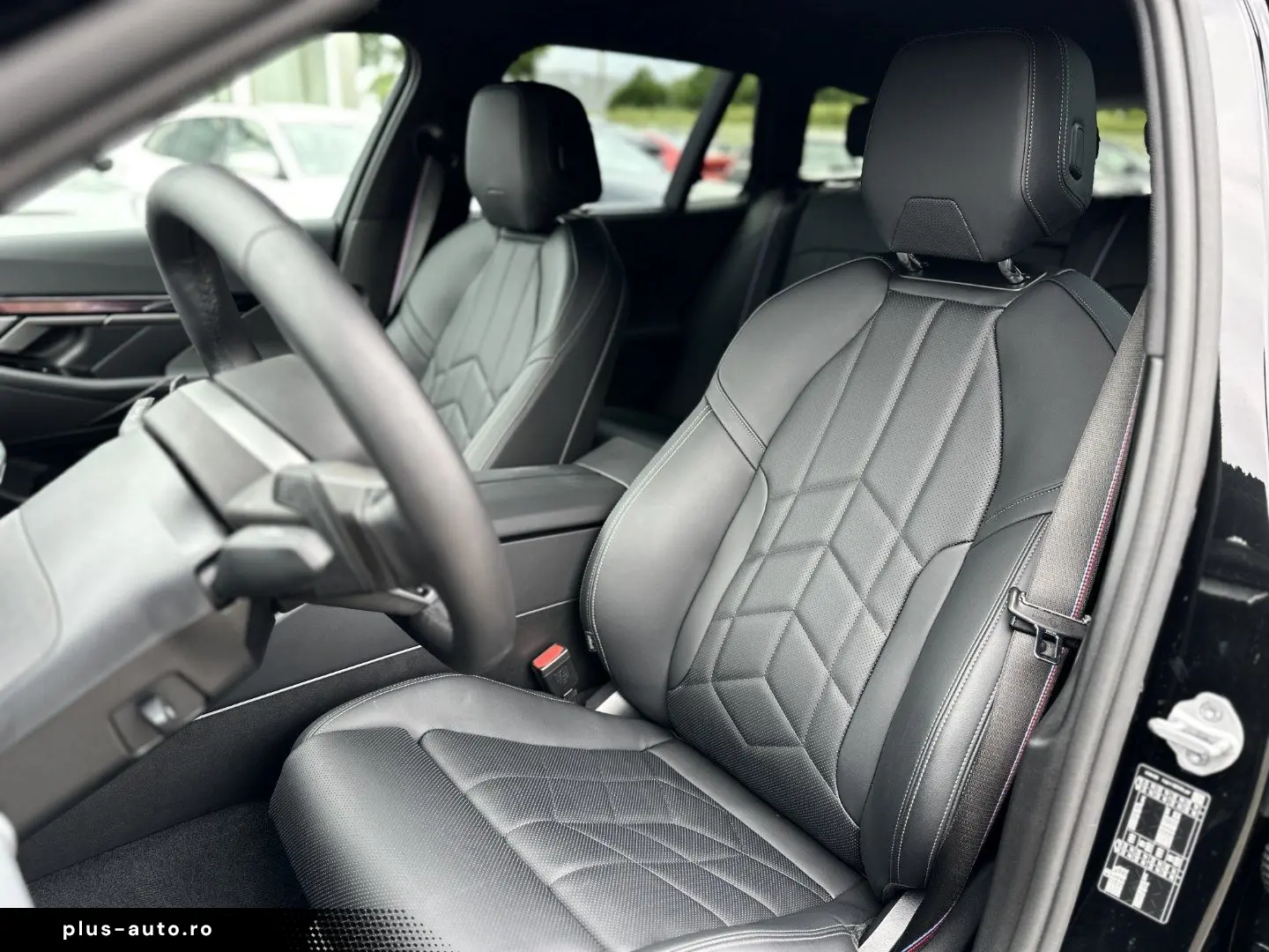 BMW 520i Touring M Sport Pro HK HiFi DAB LED