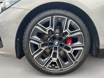 BMW 520d xDrive Touring AHK 360  HEAD-UP SITZBELÜFT