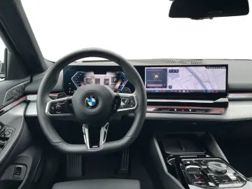 BMW 520d xDrive Touring AHK 360  HEAD-UP SITZBELÜFT