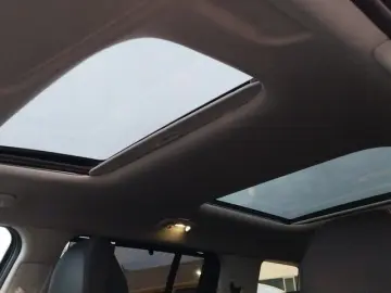 HYUNDAI SANTA FE Hybrid 1.6 T-GDi INTRO TRITTBRETTER