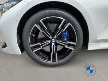 BMW M340i xDrive Limousine M Sport 18  Memory H K