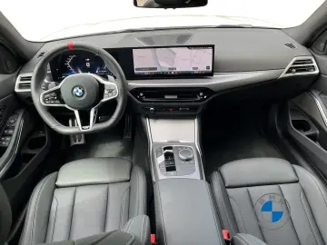 BMW M340i xDrive Limousine M Sport 18  Memory H K