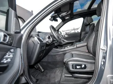 BMW X5 xDrive30d M Sport HUD PANO ACC AHK 360 KAM